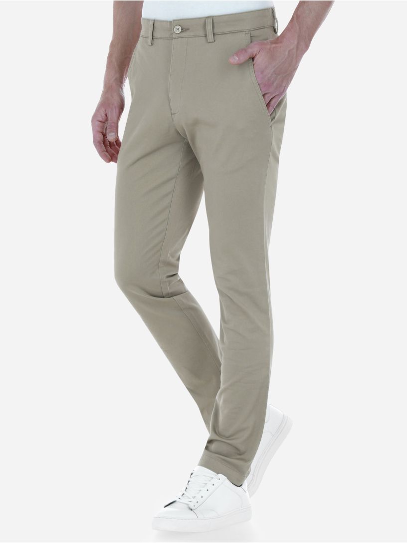 Pantalón Chino Straight Fit Essentials